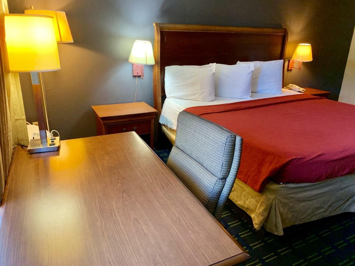 Value Lodge - เกนส์วิลล์ ภายนอก รูปภาพ
